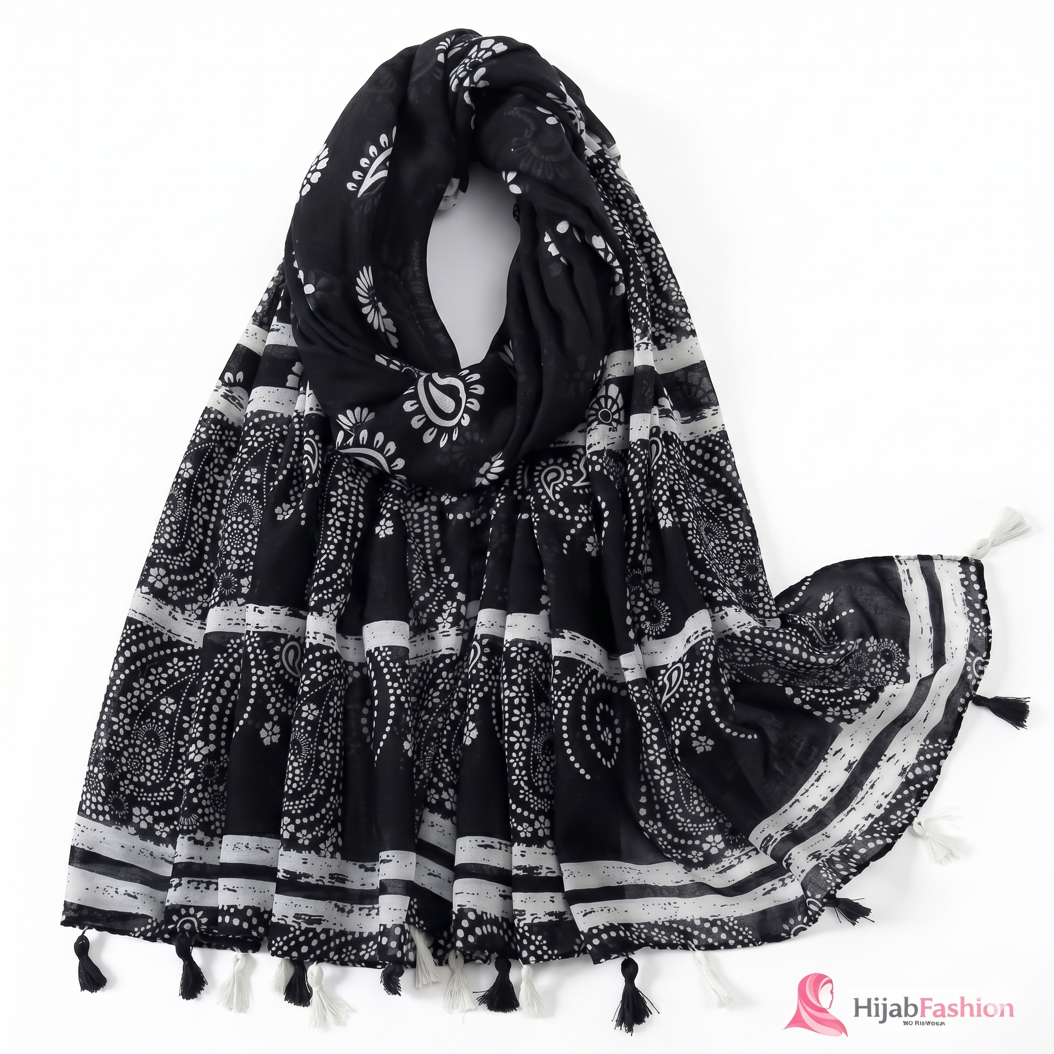 Printed Hijab Scarf – Black & White Paisley