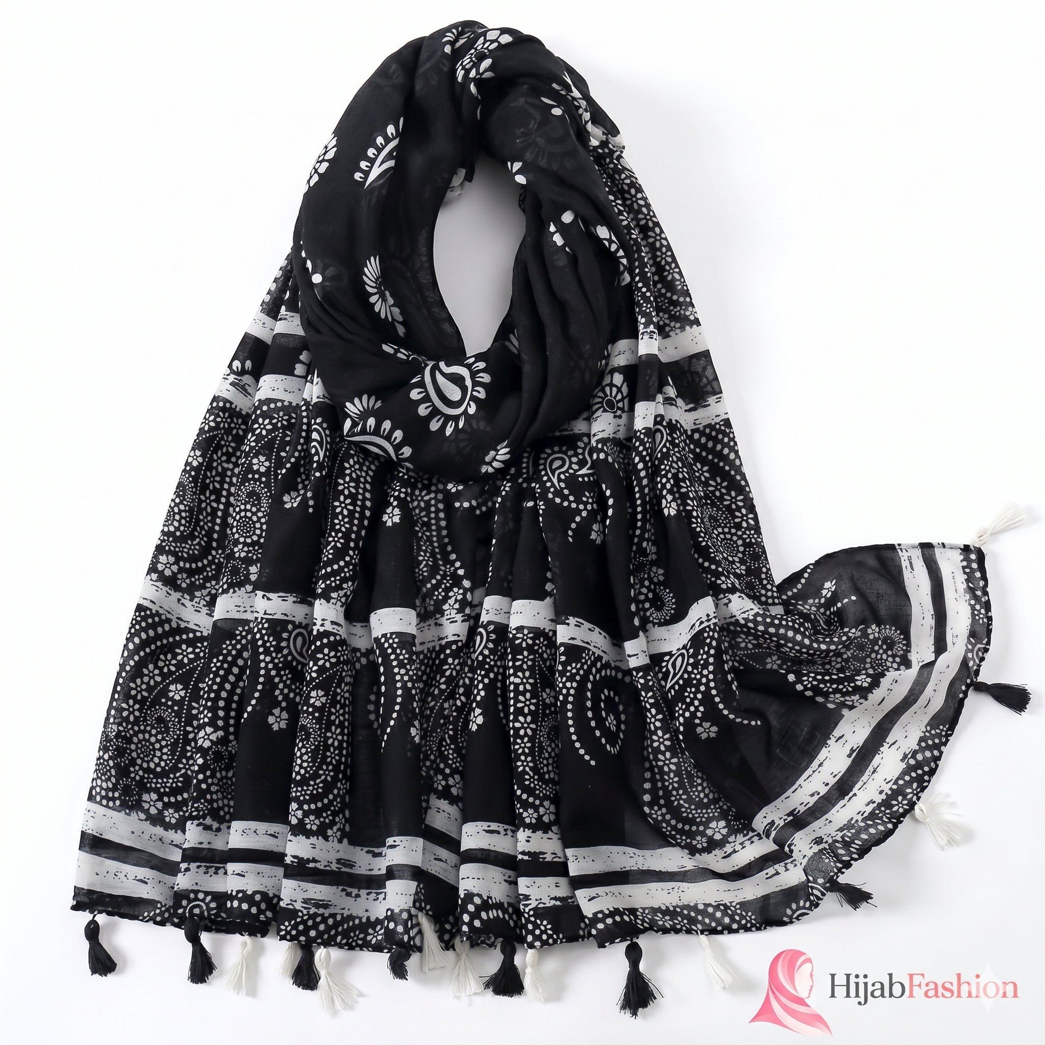 Printed Hijab Scarf – Black & White Paisley